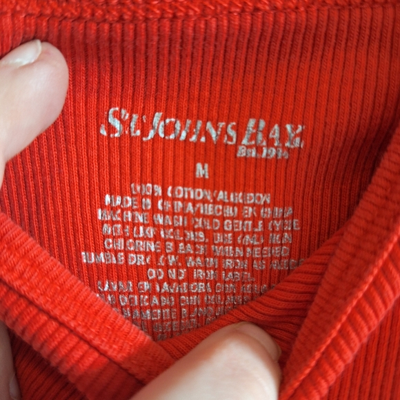 2 medium tank tops St John's Bay - Picture 3 of 3